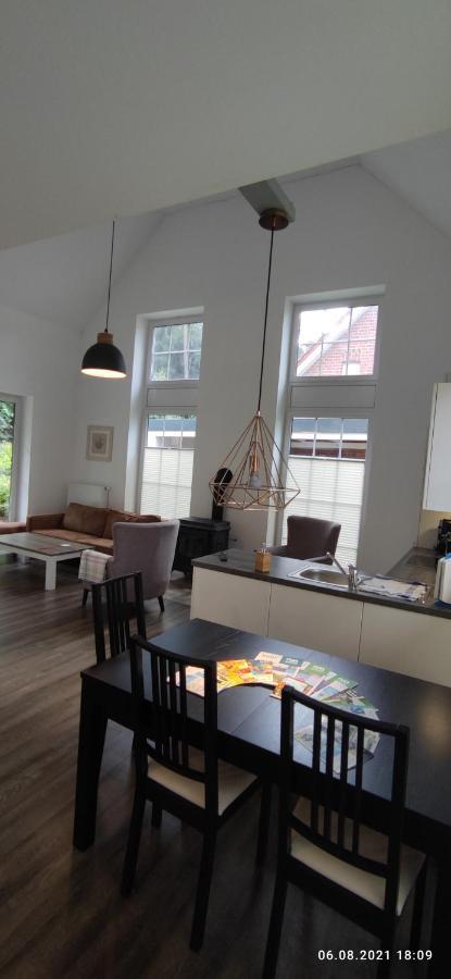 De Huemmelske Bur Villa ฟรีซอยเธอ ภายนอก รูปภาพ